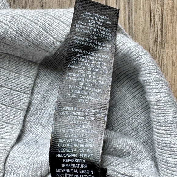 White House Black Market Gray Ruffle Cold Shoulder Ribbed Knit Top | Size S - Picture 6 of 9